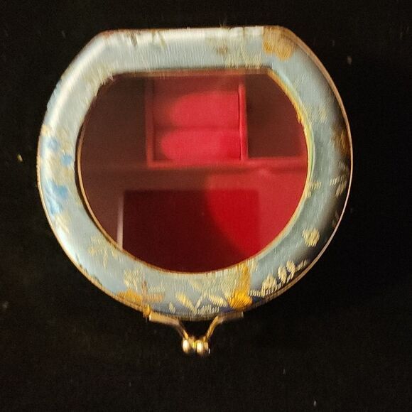 Mini Jewelry Box  - Picture 1 of 5